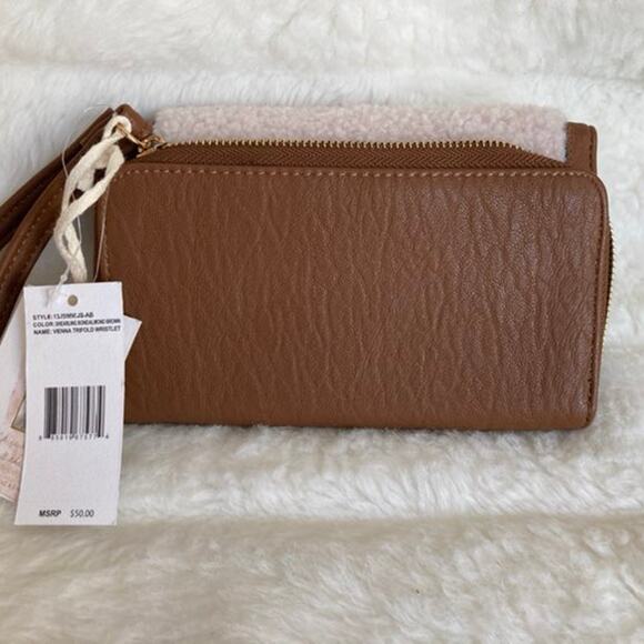 Brand New JESSICA SIMPSON Faux Lambs Wool Top Flap Tri-Fold Vegan Brown - Picture 3 of 9